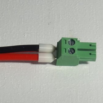 2x  LV1 green low voltage connector